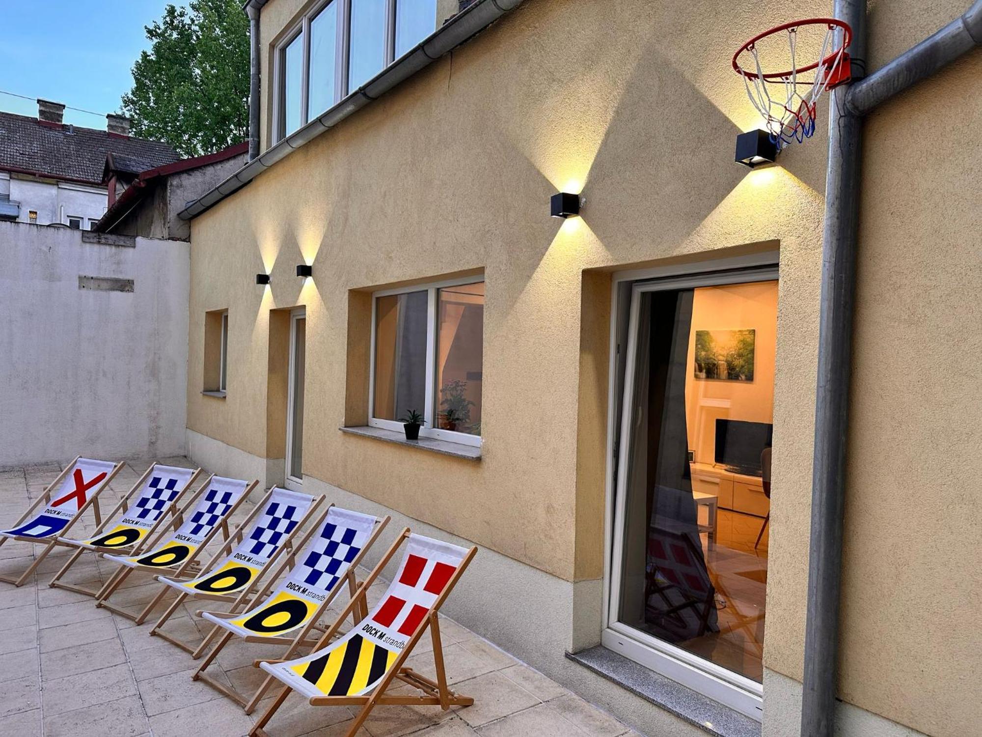 Spacious Central 4-Room Suite For 6 - Near Subway Vienna Exterior photo